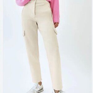 Wilfred Free Aritzia Off-White Modern Cargo Pant Cotton Twill Trouser, Size 2
